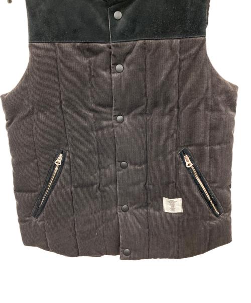 BEDWIN &THE HEARTBREAKERS（ベドウィンアンドザ ハートブレイカーズ）BEDWIN &THE HEARTBREAKERS (ベドウィンアンドザ ハートブレイカーズ) ダウンベスト コーデユロイ ブラック×ブラウン サイズ:2の古着・服飾アイテム