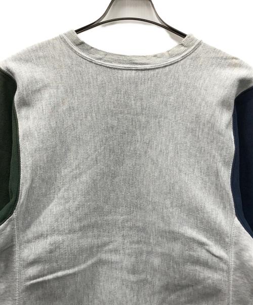 Champion（チャンピオン）Champion (チャンピオン) 90s リバースウィーブスウェット グレー×ネイビー×グリーン サイズ:MEDIUMの古着・服飾アイテム