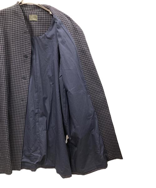 オローネ（オローネ）オローネ (オローネ) ノーカラーコート チェック柄 ネイビー サイズ:実寸サイズをご確認ください。の古着・服飾アイテム