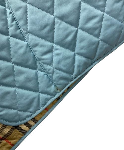 BURBERRY（バーバリー）BURBERRY (バーバリー) キルティングジャケット スカイブルー サイズ:実寸サイズにてご確認ください。の古着・服飾アイテム