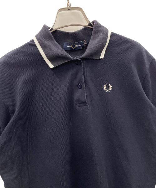 FRED PERRY（フレッドペリー）FRED PERRY (フレッドペリー) シャツ コットンバックヘム PANELLED POLO SHIRT（パネルポロシャツ） ネイビー サイズ:UK10の古着・服飾アイテム