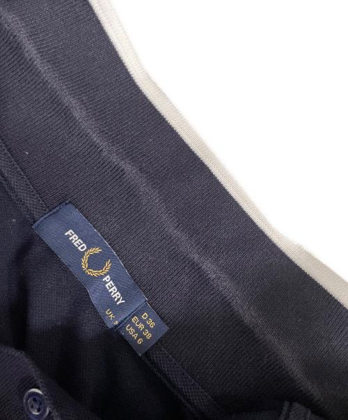 FRED PERRY（フレッドペリー）FRED PERRY (フレッドペリー) シャツ コットンバックヘム PANELLED POLO SHIRT（パネルポロシャツ） ネイビー サイズ:UK10の古着・服飾アイテム