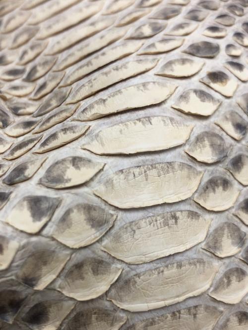 DEORON（デオロン）DEORON (デオロン) ボストンバッグ ベージュ サイズ:実寸サイズにてご確認下さい。の古着・服飾アイテム