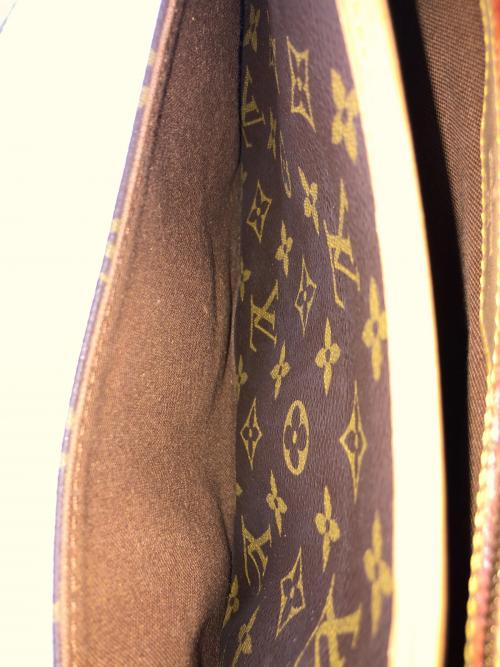 LOUIS VUITTON（ルイ ヴィトン）LOUIS VUITTON (ルイ ヴィトン) ショルダーバッグ ソローニュ ブラウン サイズ:実寸サイズにてご確認下さい。の古着・服飾アイテム