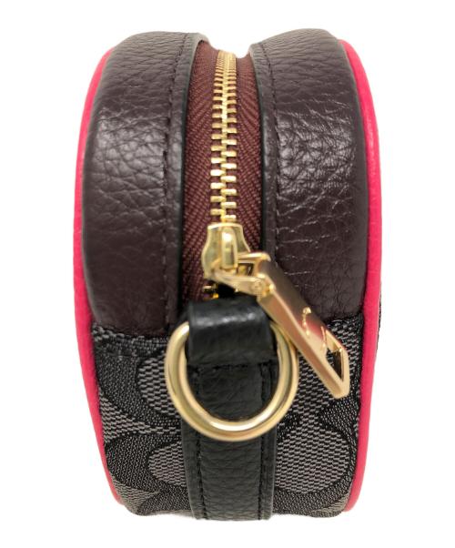 COACH（コーチ）COACH (コーチ) ショルダーバッグ ミニ デンプシー カメラ バッグ シグネチャー ジャカード ストライプ アンド コーチ パッチ ブラウン サイズ:実寸サイズにてご確認下さい。の古着・服飾アイテム