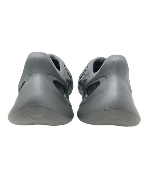 adidas（アディダス）adidas (アディダス) サンダル FOAM RNNR(フォームランナー) グレー サイズ:US12の古着・服飾アイテム