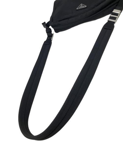 PRADA（プラダ）PRADA (プラダ) ショルダーバッグ テッスート モンターニュ ブラック サイズ:実寸サイズにてご確認下さい。の古着・服飾アイテム