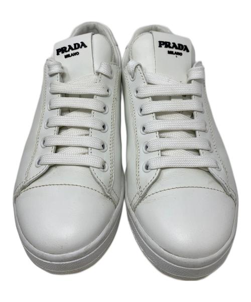 PRADA（プラダ）PRADA (プラダ) スニーカー ホワイト サイズ:36の古着・服飾アイテム