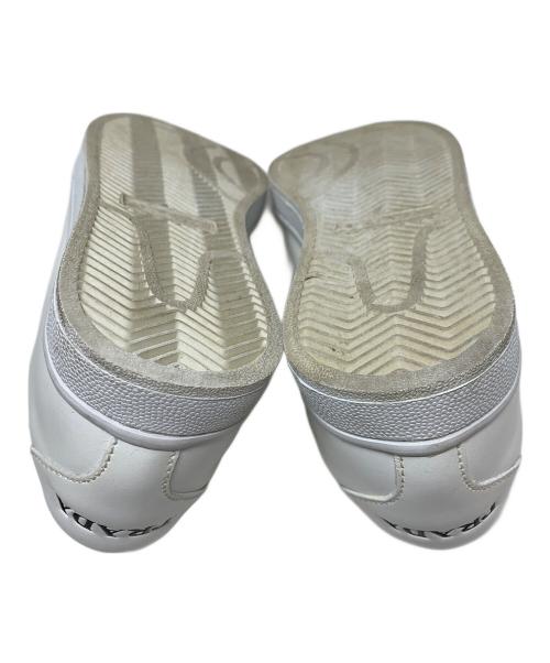 PRADA（プラダ）PRADA (プラダ) スニーカー ホワイト サイズ:36の古着・服飾アイテム