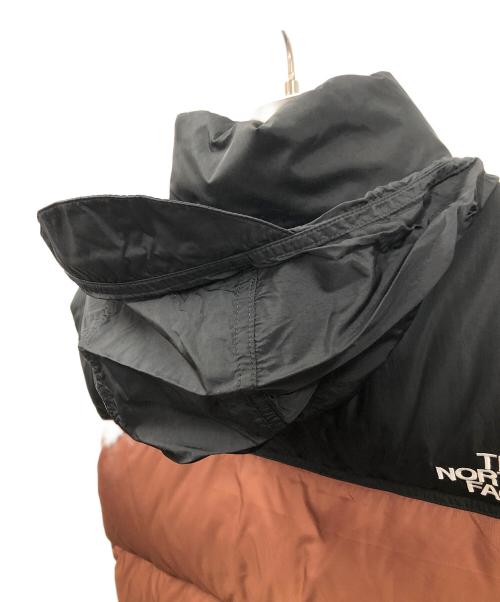 THE NORTH FACE（ザ ノース フェイス）THE NORTH FACE (ザ ノース フェイス) ダウンベスト NUPTSE VEST（ヌプシ ベスト） ブラウン×ブラック サイズ:Mの古着・服飾アイテム