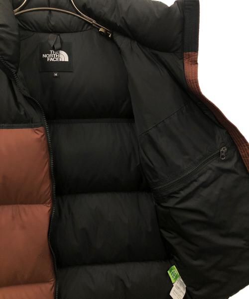 THE NORTH FACE（ザ ノース フェイス）THE NORTH FACE (ザ ノース フェイス) ダウンベスト NUPTSE VEST（ヌプシ ベスト） ブラウン×ブラック サイズ:Mの古着・服飾アイテム