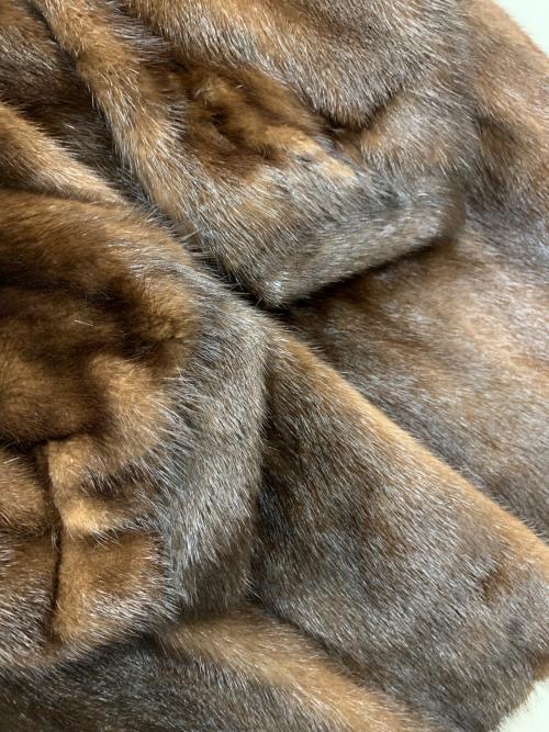 SAGA MINK（サガミンク）SAGA MINK (サガミンク) ミンクコート ブラウン サイズ:実寸サイズにてご確認ください。の古着・服飾アイテム