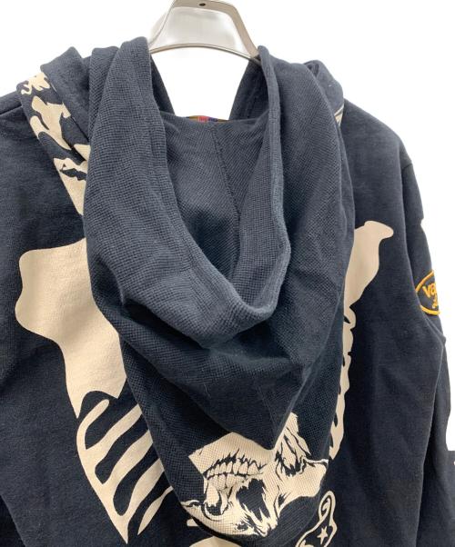 VANSON（バンソン）VANSON (バンソン) ジップパーカー スカル ブラック サイズ:Mの古着・服飾アイテム