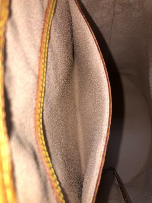 LOUIS VUITTON（ルイ ヴィトン）LOUIS VUITTON (ルイ ヴィトン) トートバッグ モノグラム バケットGM ブラウン サイズ:実寸サイズにてご確認下さい。の古着・服飾アイテム