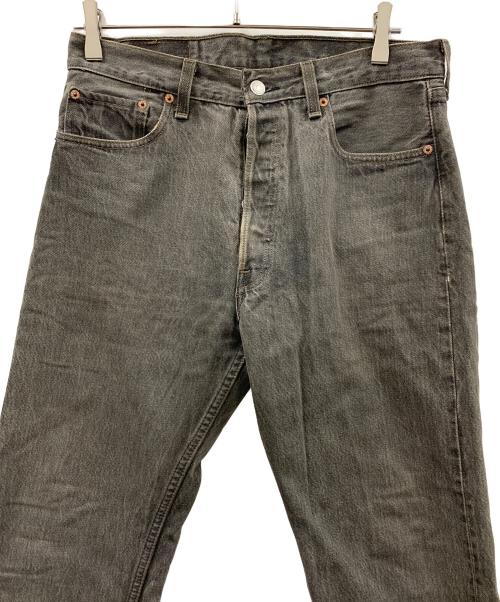 LEVI'S（リーバイス）LEVI'S (リーバイス) デニムパンツ グレー サイズ:W33の古着・服飾アイテム