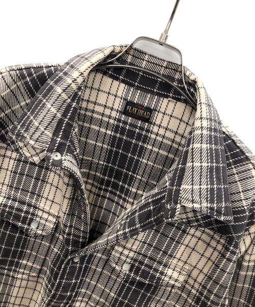 FLAT HEAD（フラット ヘッド）FLAT HEAD (フラット ヘッド) ネルシャツ ナチュラル×ブラウン サイズ:42の古着・服飾アイテム