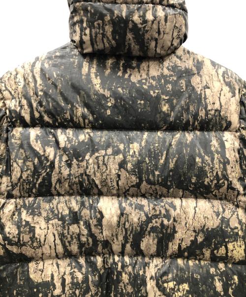 stussy（ステューシー）stussy (ステューシー) ダウンジャケット Micro Ripstop RelicCamo(マイクロ リップトップ レリック カモ) オリーブ サイズ:Sの古着・服飾アイテム