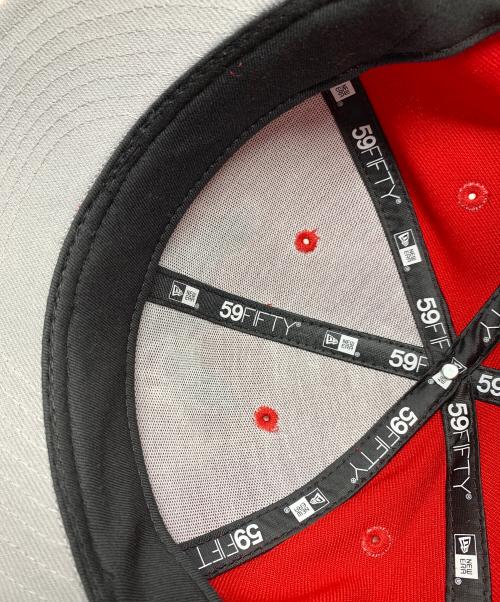 Denim Tears（デニムティアーズ）Denim Tears (デニムティアーズ) New Era (ニューエラ) キャップ 59FIFTY（フィフティーナインフィフティー） レッド サイズ:7 5/8の古着・服飾アイテム