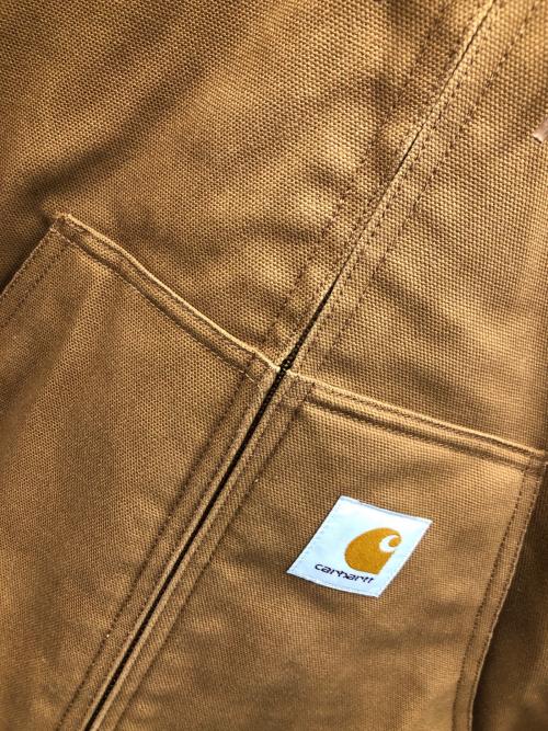 CarHartt（カーハート）CarHartt (カーハート) 中綿ジャケット ACTIVE JACKET（アクティブ ジャケット） ブラウン サイズ:Lの古着・服飾アイテム