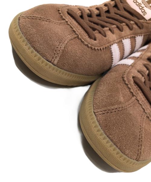 adidas（アディダス）adidas (アディダス) ローカットスニーカー BERMUDA（バミューダ） ブラウン×ピンク サイズ:JP 275の古着・服飾アイテム