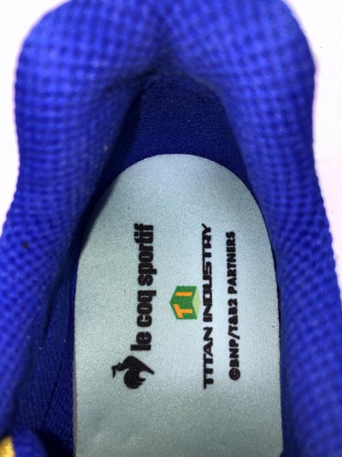le coq sportif（ルコックスポルティフ）le coq sportif ランニングシューズ LCS R 2000 TB『TIGER&BUNNY2』（ルコックスポルティフ R 2000 TB『タイガー＆バニー2』）コラボモデル ゴールド×ブルー サイズ:JP 28 未使用品の古着・服飾アイテム