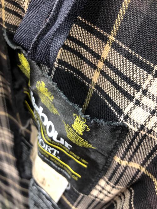 Barbour（バブアー）Barbour (バブアー) ハンティングジャケット オリーブ サイズ:実寸サイズにてご確認ください。の古着・服飾アイテム