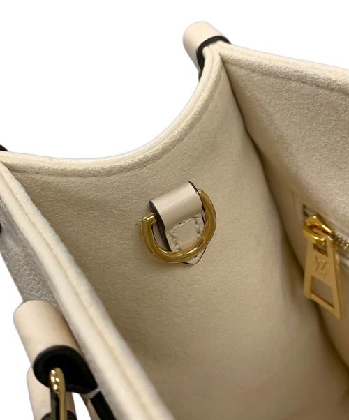 LOUIS VUITTON（ルイ ヴィトン）LOUIS VUITTON (ルイ ヴィトン) 2WAYバッグ ハンドバッグ ショルダーバッグ モノグラム オンザゴーPM アイボリー サイズ:実寸サイズにてご確認ください。の古着・服飾アイテム