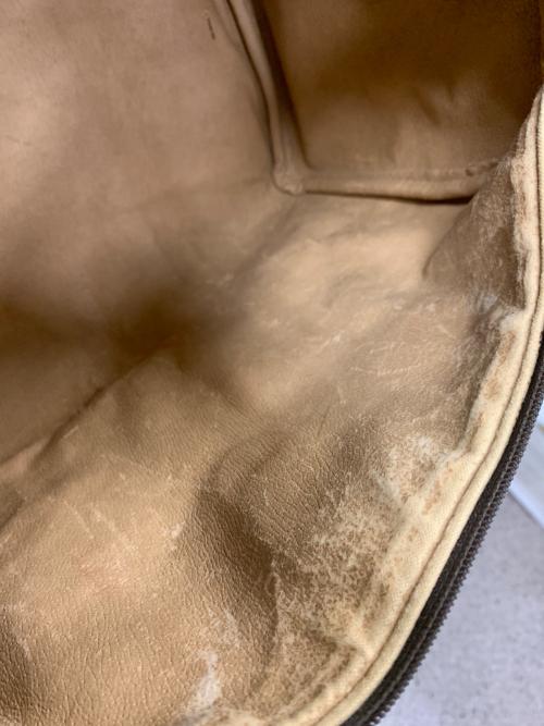 GUCCI（グッチ）GUCCI (グッチ) ボストンバッグ GG シェリーライン ベージュ×ブラウン サイズ:実寸サイズにてご確認ください。の古着・服飾アイテム