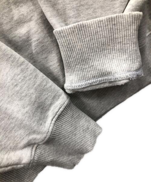 stussy（ステューシー）stussy (ステューシー) プルオーバーパーカー Positive Vibrations Applique（ポジティブ ヴァイブレーション アップリケ） ライトグレー サイズ:Sの古着・服飾アイテム