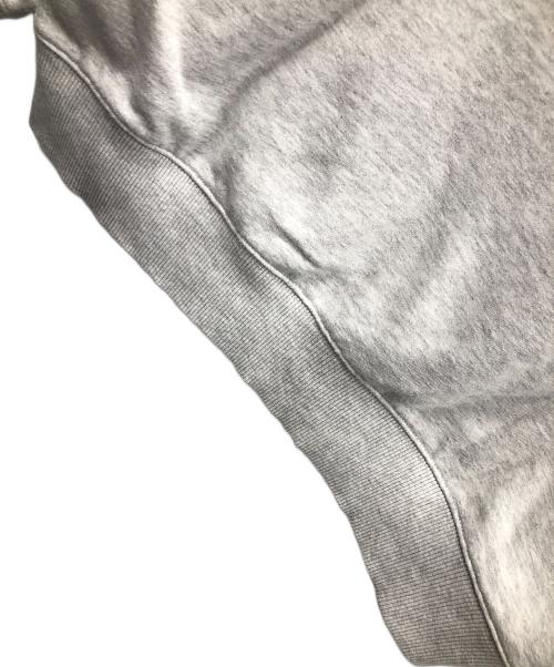 stussy（ステューシー）stussy (ステューシー) プルオーバーパーカー Positive Vibrations Applique（ポジティブ ヴァイブレーション アップリケ） ライトグレー サイズ:Sの古着・服飾アイテム