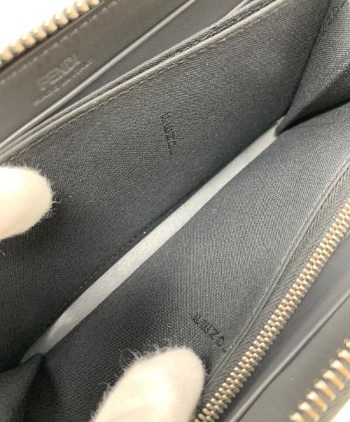 FENDI（フェンディ）FENDI (フェンディ) 長財布 グレー サイズ:実寸サイズにてご確認ください。の古着・服飾アイテム