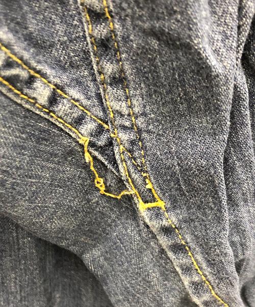 LEVI'S（リーバイス）LEVI'S (リーバイス) デニムジャケット ブルー サイズ:Mの古着・服飾アイテム