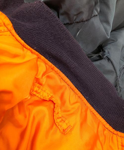 ALPHA INDUSTRIES（アルファインダストリーズ）ALPHA INDUSTRIES (アルファインダストリーズ) MA-1ジャケット グリーン サイズ:X-LARGEの古着・服飾アイテム