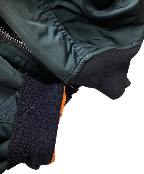 ALPHA INDUSTRIES（アルファインダストリーズ）ALPHA INDUSTRIES (アルファインダストリーズ) MA-1ジャケット グリーン サイズ:X-LARGEの古着・服飾アイテム