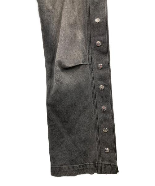 BREATH（ブレス）BREATH (ブレス) COATING SIDE BUTTON DENIM PANTS（コーティング サイド ボタン デニム パンツ） グレー サイズ:Mの古着・服飾アイテム