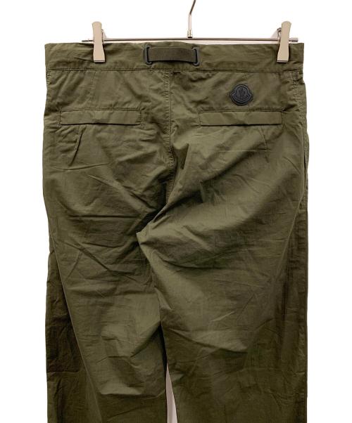 MONCLER（モンクレール）MONCLER (モンクレール) パンタロンスポーティボコットンポプリン ジョガーパンツ オリーブ サイズ:46の古着・服飾アイテム