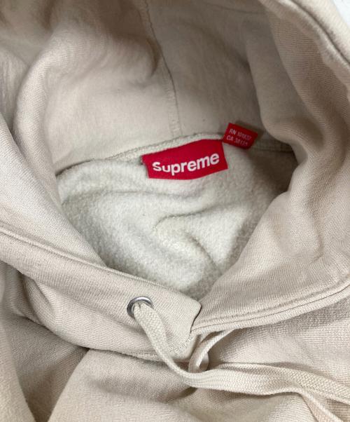SUPREME（シュプリーム）Supreme (シュプリーム) ロゴパーカー 2024 ベージュ サイズ:Mの古着・服飾アイテム