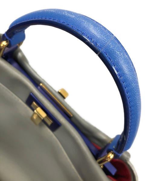 FENDI（フェンディ）FENDI (フェンディ) 2WAYバッグ ハンドバッグ ショルダーバッグ ピーカブーアイコニックスモール グレー サイズ:実寸サイズにてご確認くださいの古着・服飾アイテム