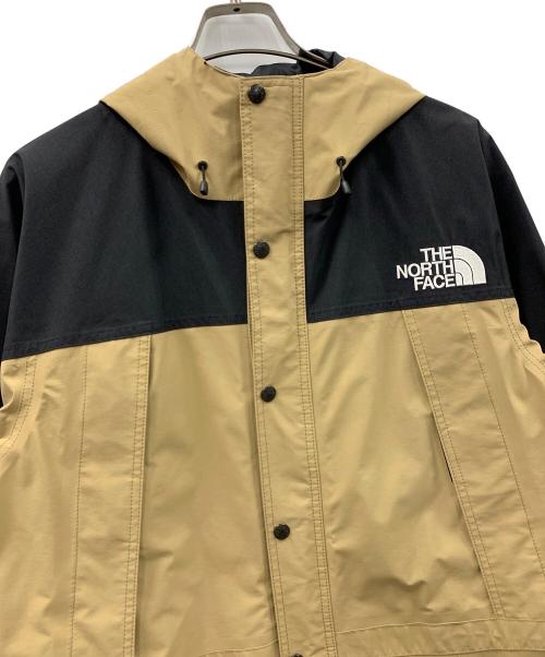 THE NORTH FACE（ザ ノース フェイス）THE NORTH FACE (ザ ノース フェイス) ジャケット マウンテンライトジャケット カーキ×ブラック サイズ:XLの古着・服飾アイテム