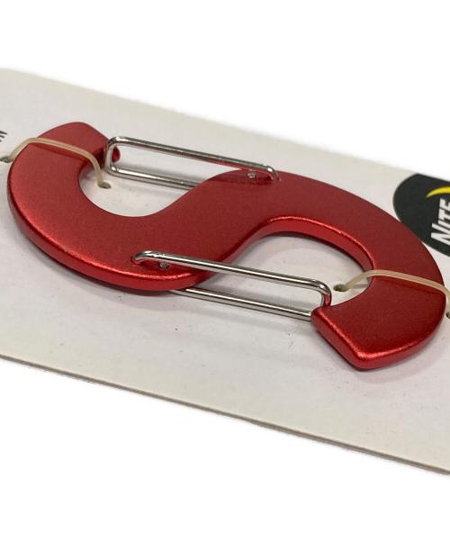 SUPREME（シュプリーム）Supreme (シュプリーム) NITE IZE (ナイトアイズ) カラビナ S Logo Keychain（Sロゴキーチェーン） レッド サイズ:実寸サイズにてご家訓ください。 未使用品の古着・服飾アイテム