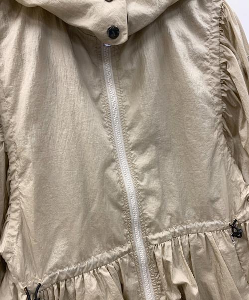 TATRAS（タトラス）TATRAS (タトラス) ナイロンジャケット ベダ フード付ブルゾン ベージュ サイズ:2 未使用品の古着・服飾アイテム