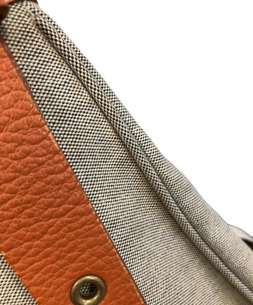 BURBERRY BLUE LABEL（バーバリー ブルー レーベル）BURBERRY BLUE LABEL (バーバリー ブルー レーベル) ショルダーバッグ グレー×ブラウン サイズ:実寸サイズにてご確認ください。の古着・服飾アイテム