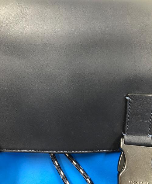 COACH（コーチ）COACH (コーチ) リュック カラーブロック トラック バックパック ブルー×アイボリー サイズ:実寸サイズにてご確認くださいの古着・服飾アイテム