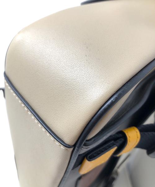 COACH（コーチ）COACH (コーチ) メッセンジャーバッグ トラック クロスボディ バッグ イン カラーブロック アイボリー×グレー サイズ:実寸サイズにてご確認ください。の古着・服飾アイテム