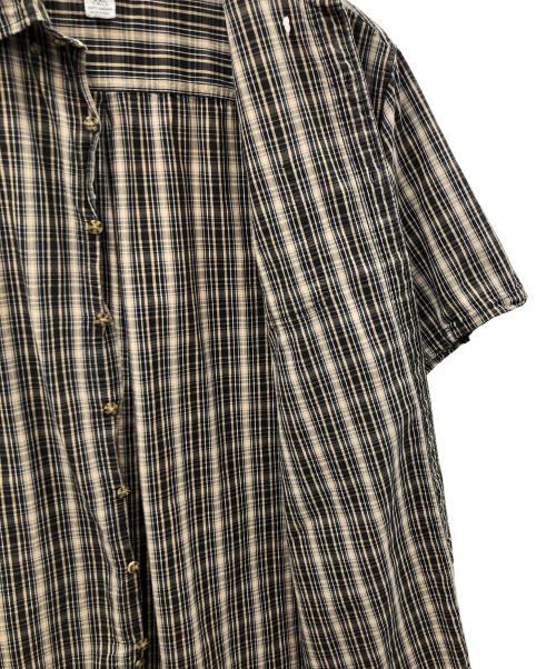 CarHartt（カーハート）CarHartt (カーハート) 半袖シャツ ベージュ×ブラック サイズ:XXL TALLの古着・服飾アイテム