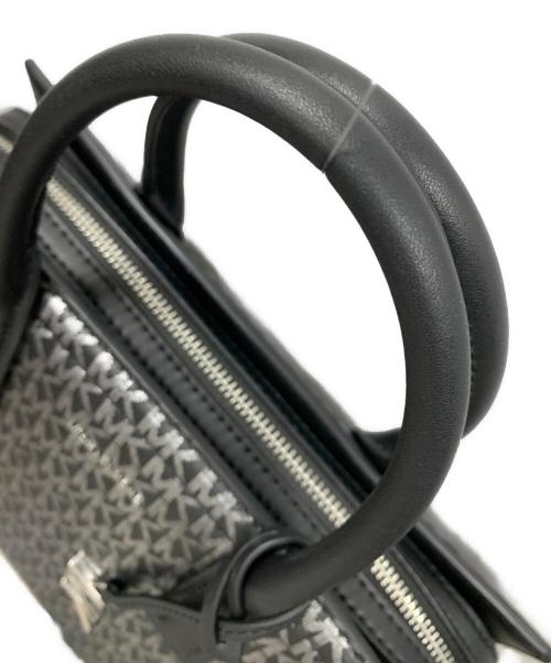MICHAEL KORS（マイケル・コース）MICHAEL KORS (マイケル・コース) ハンドバッグ MKシグネチャー LAILA メタリック サッチェル ミディアム ブラック サイズ:実寸サイズにてご確認ください。の古着・服飾アイテム