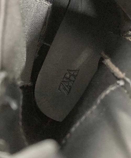 ZARA（ザラ）ZARA (ザラ) ブーツ CHUNKY BOOTS WITH ZIP（チャンキー ブーツ ウィズ ジップ） ブラック サイズ:42の古着・服飾アイテム