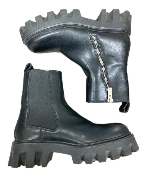 ZARA（ザラ）ZARA (ザラ) ブーツ CHUNKY BOOTS WITH ZIP（チャンキー ブーツ ウィズ ジップ） ブラック サイズ:42の古着・服飾アイテム