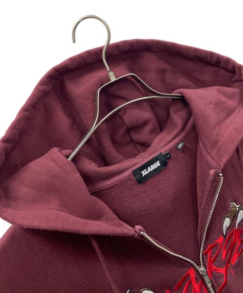 X-LARGE（エクストララージ）X-LARGE (エクストララージ) 刺繍ジップパーカー CLAW ZIP HOODED SWEATSHIRT（クロウ ジップ フーデッド スウェットシャツ） ワインレッド サイズ:Lの古着・服飾アイテム