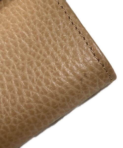 GUCCI（グッチ）GUCCI (グッチ) 2つ折り財布 インターロッキングG ベージュ サイズ:実寸サイズにてご確認ください。の古着・服飾アイテム